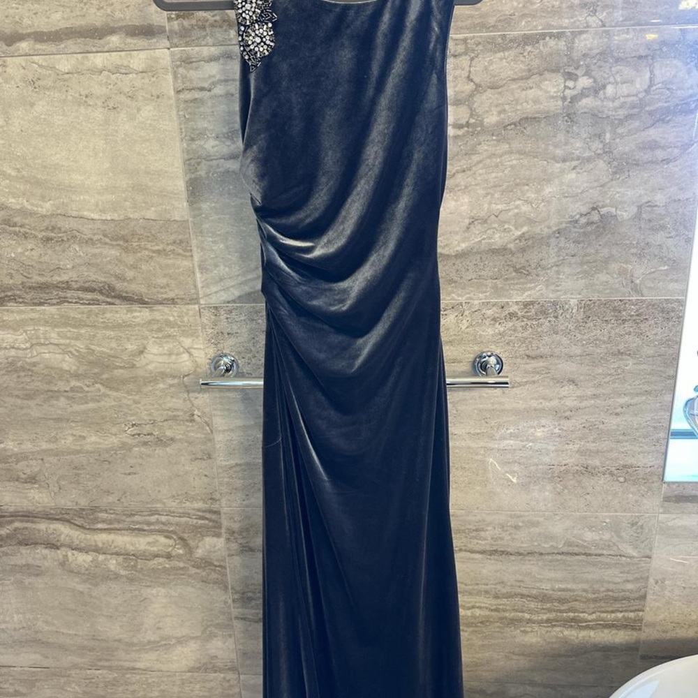 Elegant Black Evening Dress